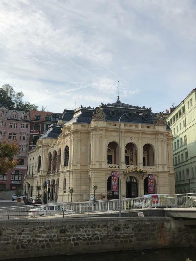Apartmán Orchidej u Vřídla KLV Exterior foto