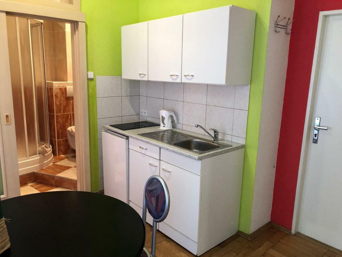 Apartmán Orchidej u Vřídla KLV Exterior foto
