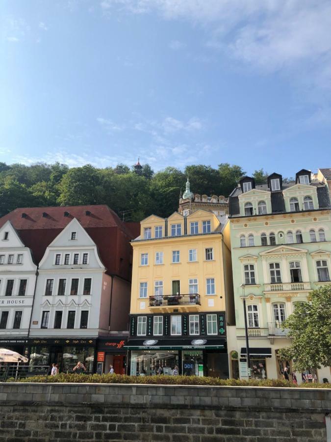 Apartmán Orchidej u Vřídla KLV Exterior foto